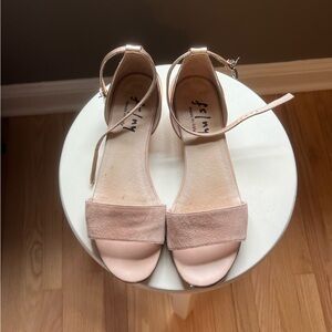 FS/NY Women’s Pink Small Wedge